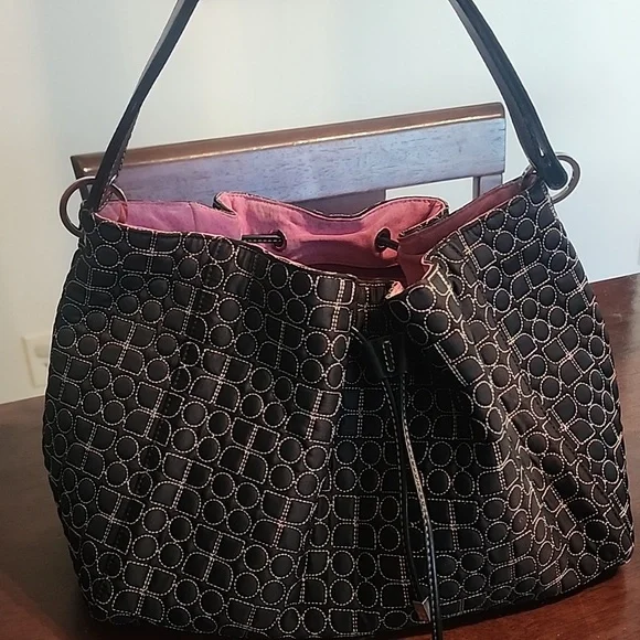Kate Spade Vintage Quilted Nylon Bucket Hobo Bag Black Drawstring Pink Lining - Picture 2 of 11